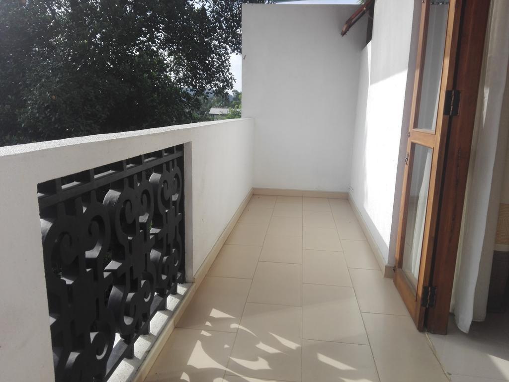 Vista Liyya Residence Kandy Esterno foto